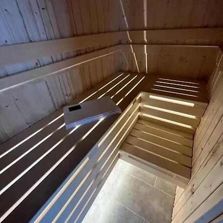 ホームステイ Lemar Wellness & *