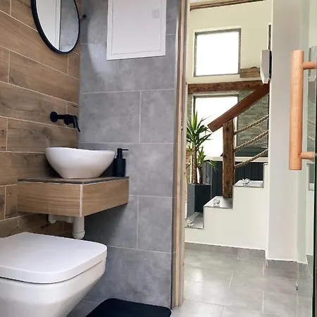 ホームステイ Lemar Wellness & *