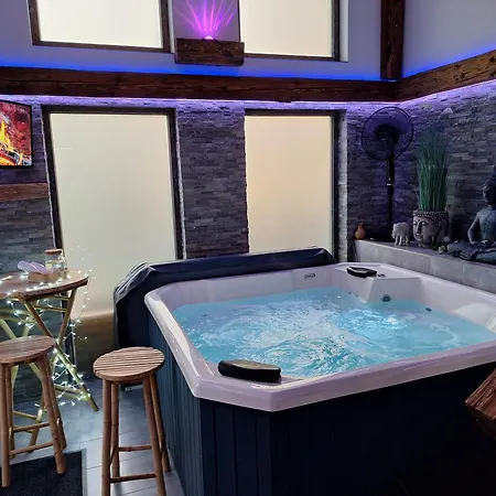 Lemar Wellness & Quarto em Acomodações Particulares Huncovce