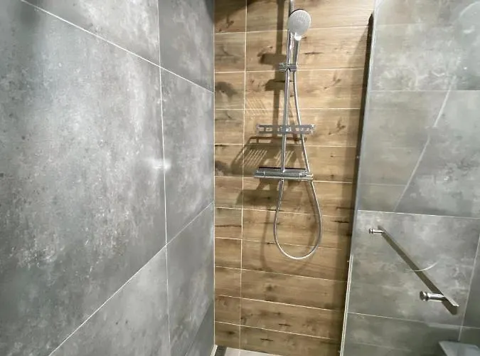 홈스테이 Lemar Wellness &