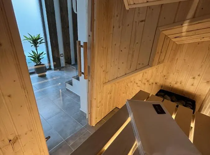 Lemar Wellness & 홈스테이 *